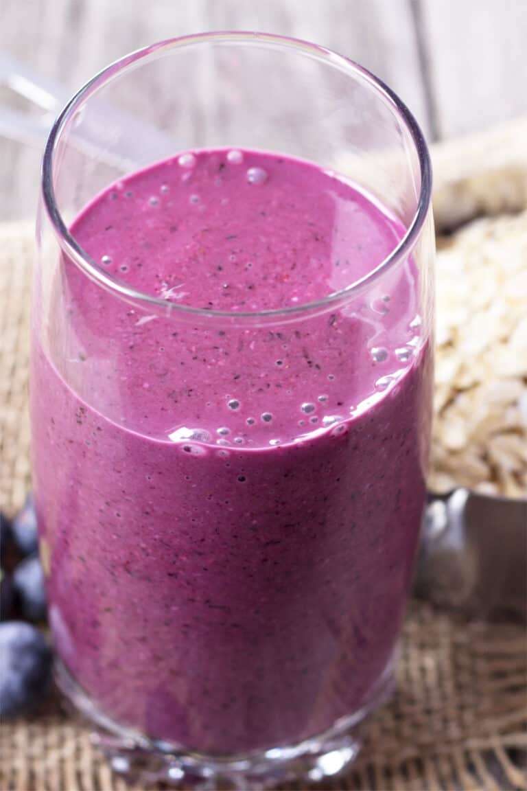 Cholesterol Lowering Blueberry Oat Smoothie