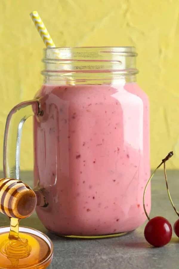 Cholesterol Lowering Cherry Almond Smoothie