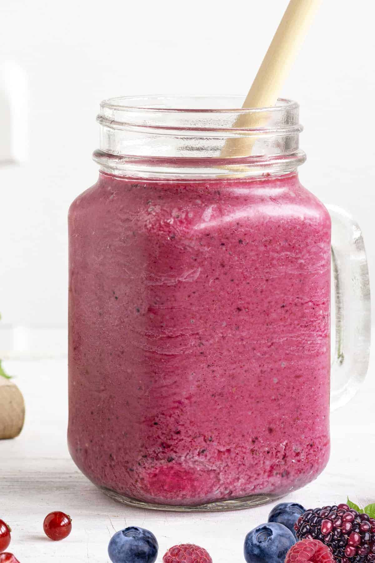 Cholesterol Lowering Pomegranate Berry Smoothie