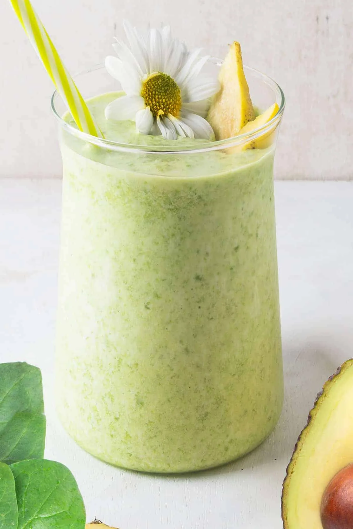 Cholesterol Lowering Spincach Mango Smoothie