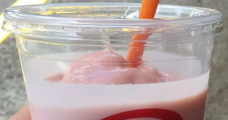 Jamba Juice Secret Menu Fruity Pebbles Smoothie 7 Jamba Juice Secret Menu Fruity Pebbles smoothie in a glass, at the store.