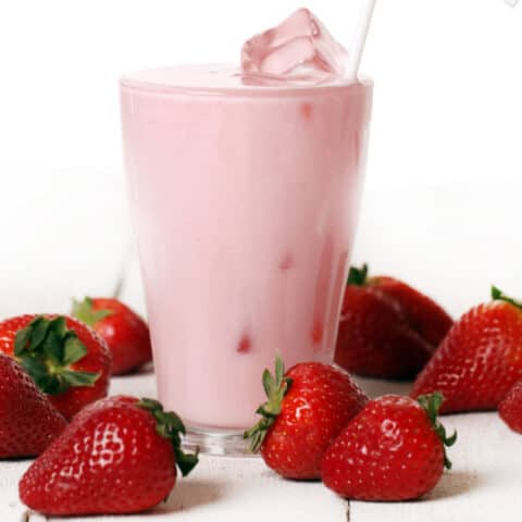 Keto Strawberry Cheesecake Smoothie Recipe