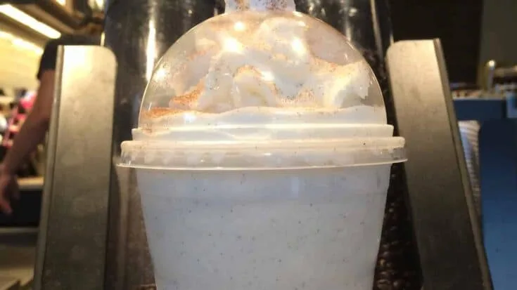 Starbucks Secret Menu Cinnamon Roll Frappuccino 6 Starbucks Secret Menu Cinnamon Roll Frappuccino Recipe