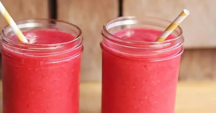 Ninja Blender Raspberry Mint Lemonade smoothie in a glass, on my kitchen counter.